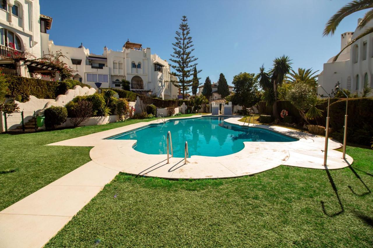 Apartamento Calypso, Sol Y Playa Apartment Sitio de Calahonda Exterior foto